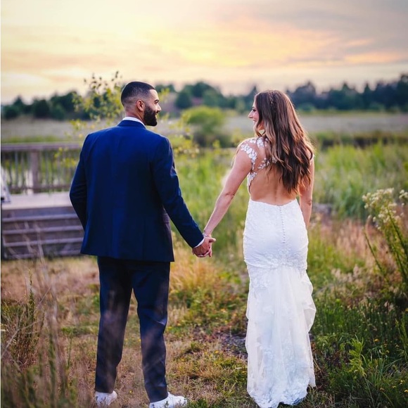 One of a Kind Open-back Wedding Dress!! - Picture 2 of 9